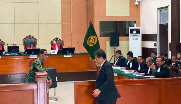 Roy Suryo Siap Jalani Sidang Eksepsi Kasus Ijazah Jokowi Roy Suryo Siap Jalani Sidang Eksepsi Kasus Ijazah Jokowi