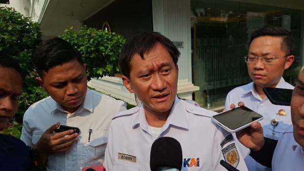 Bertemu Prabowo, Dirut KAI Ungkap Rencana Stasiun Gambir Terintegrasi KRL Bertemu Prabowo, Dirut KAI Ungkap Rencana Stasiun Gambir Terintegrasi KRL
