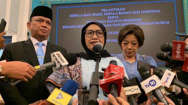 Nanik Bakal Rekrut Profesor Ahli Gizi dan Dokter Anak Jadi Dewan Pengarah BGN Nanik Bakal Rekrut Profesor Ahli Gizi dan Dokter Anak Jadi Dewan Pengarah BGN
