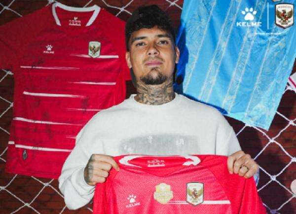 Kelme Mendadak Ubah Jersey Timnas Indonesia, Fans Garuda Ngamuk! Kelme Mendadak Ubah Jersey Timnas Indonesia, Fans Garuda Ngamuk!