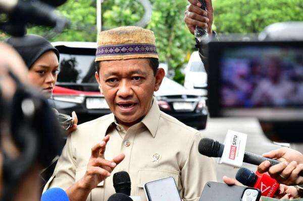Bahlil Ungkap Penyebab Industri Pilih Vietnam, Harga Tanah Hanya Rp600 Ribu per Meter Bahlil Ungkap Penyebab Industri Pilih Vietnam, Harga Tanah Hanya Rp600 Ribu per Meter