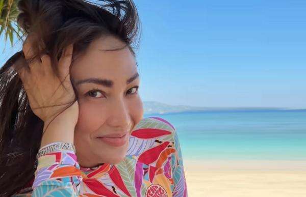 Penerbangan ke Jakarta Ditutup, Ayu Dewi Terjebak di Bali usai Pulang dari Bangkok Penerbangan ke Jakarta Ditutup, Ayu Dewi Terjebak di Bali usai Pulang dari Bangkok