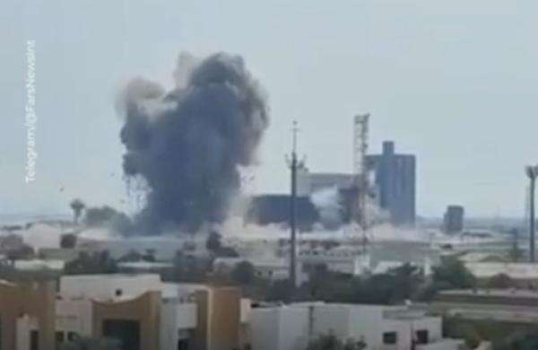 Balals Dendam! Iran Gempur Pangkalan Militer AS di Bahrain dan Kuwait, Sirine Meraung-raung Balals Dendam! Iran Gempur Pangkalan Militer AS di Bahrain dan Kuwait, Sirine Meraung-raung
