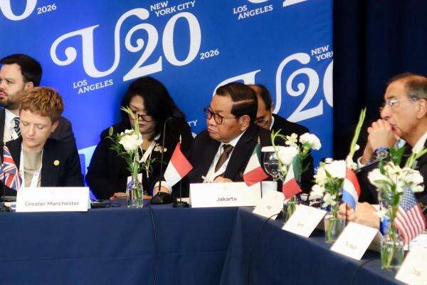 Pramono Tawarkan 37 Proyek Pengembangan Jakarta Senilai USD7 Miliar di New York Pramono Tawarkan 37 Proyek Pengembangan Jakarta Senilai USD7 Miliar di New York