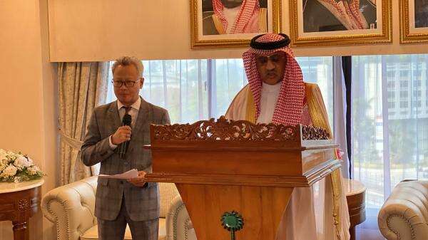 Dubes Arab Saudi: Serangan Houthi ke Makkah dan Madinah Lukai Perasaan Umat Muslim Dubes Arab Saudi: Serangan Houthi ke Makkah dan Madinah Lukai Perasaan Umat Muslim