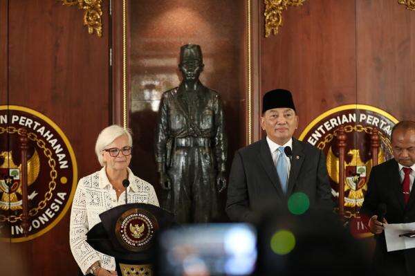 Indonesia-Prancis Gelar Dialog Menhan Tahunan Perdana, Bahas Latihan Garuda Guerrier Indonesia-Prancis Gelar Dialog Menhan Tahunan Perdana, Bahas Latihan Garuda Guerrier