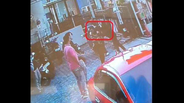 ASN Pukul Perawat RSUD Koesnadi Bondowoso Terekam CCTV ASN Pukul Perawat RSUD Koesnadi Bondowoso Terekam CCTV