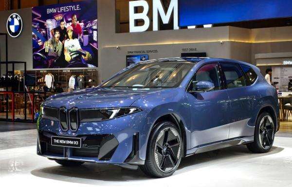 BMW Tawarkan Pesangon hingga Rp13 Miliar, Karyawan Berebut Mundur BMW Tawarkan Pesangon hingga Rp13 Miliar, Karyawan Berebut Mundur