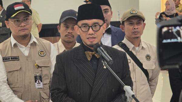 373 Petugas Daerah Kerja (Daker) Madinah dan Bandara Tiba di Indonesia 373 Petugas Daerah Kerja (Daker) Madinah dan Bandara Tiba di Indonesia