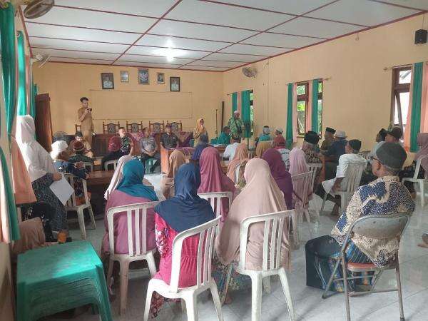 BPBD Grobogan Minta Penyaluran Bantuan Stimulan Puso Akibat Banjir di Selojari Klambu Diulang BPBD Grobogan Minta Penyaluran Bantuan Stimulan Puso Akibat Banjir di Selojari Klambu Diulang