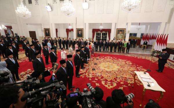 Kabar Reshuffle Kabinet Kembali Mencuat, Mensesneg Buka Suara Kabar Reshuffle Kabinet Kembali Mencuat, Mensesneg Buka Suara