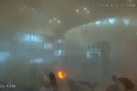 Bandara Dammam Diserang, Kemlu Pastikan 49 Ribu Jamaah Umrah dan WNI Aman Bandara Dammam Diserang, Kemlu Pastikan 49 Ribu Jamaah Umrah dan WNI Aman