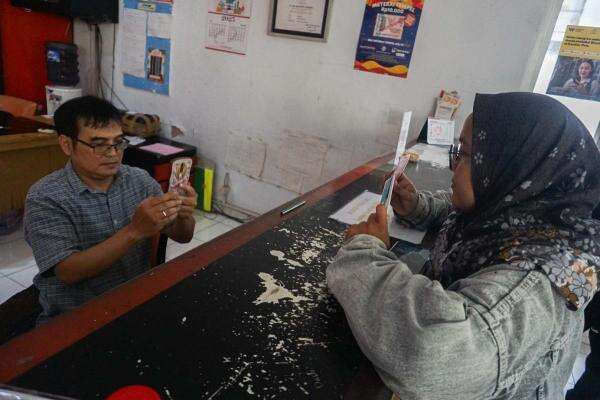 BSU Rp900 Ribu Cair Sekaligus atau Bertahap? BSU Rp900 Ribu Cair Sekaligus atau Bertahap?