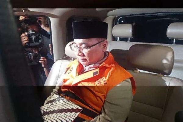 Gus Yaqut Sakit, KPK Bantarkan Penahanannya ke RS Polri Kramatjati Gus Yaqut Sakit, KPK Bantarkan Penahanannya ke RS Polri Kramatjati