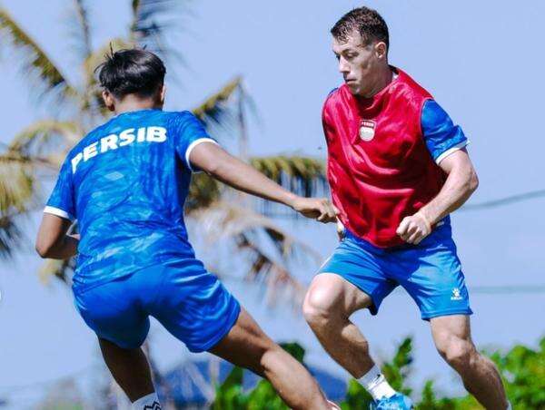Jelang Lawan Sabah FC, Persib Bandung Terus Perbaiki Fisik dan Teknik Ramon Tanque Cs Jelang Lawan Sabah FC, Persib Bandung Terus Perbaiki Fisik dan Teknik Ramon Tanque Cs
