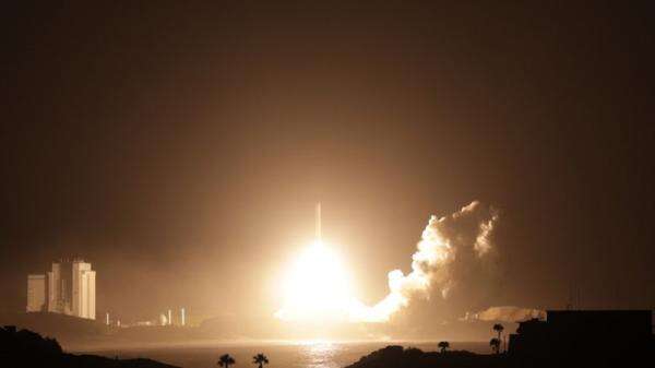 Jepang Luncurkan Misi Antariksa Bersejarah, Ambil Sampel dari Bulan Mars Jepang Luncurkan Misi Antariksa Bersejarah, Ambil Sampel dari Bulan Mars