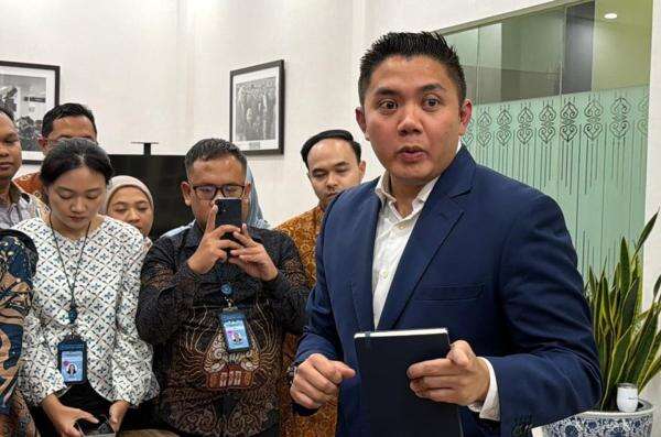 Langkah Tegas Presiden Prabowo Tertibkan Hutan, Seskab Teddy Dinilai Jadi Eksekutor Kunci Langkah Tegas Presiden Prabowo Tertibkan Hutan, Seskab Teddy Dinilai Jadi Eksekutor Kunci