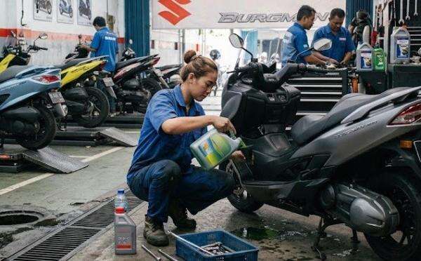 Sering Isi Radiator Motor Pakai Air Keran? Ini Dampaknya untuk Mesin Sering Isi Radiator Motor Pakai Air Keran? Ini Dampaknya untuk Mesin