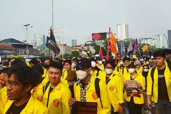 Demo di Bundaran HI Disebut Tak sesuai Aturan, Ini Jawaban BEM UI Demo di Bundaran HI Disebut Tak sesuai Aturan, Ini Jawaban BEM UI