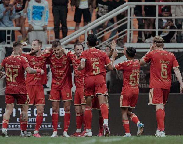 Persija Jakarta Tak Gentar Langsung Lawan Borneo FC dan Persib Bandung di Awal Super League 2026-2027 Persija Jakarta Tak Gentar Langsung Lawan Borneo FC dan Persib Bandung di Awal Super League 2026-2027