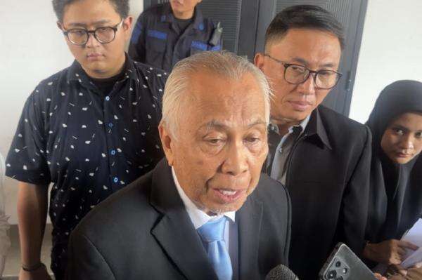 Ajukan Praperadilan Ketiga Kalinya, Eks Waka BGN Lodewyk Pusung Merasa Dioper-oper Pengadilan Ajukan Praperadilan Ketiga Kalinya, Eks Waka BGN Lodewyk Pusung Merasa Dioper-oper Pengadilan
