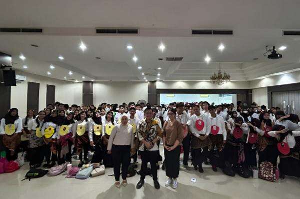 MNC Sekuritas Beri Edukasi Mahasiswa Baru STIE Tri Bhakti untuk Cerdas Berinvestasi MNC Sekuritas Beri Edukasi Mahasiswa Baru STIE Tri Bhakti untuk Cerdas Berinvestasi