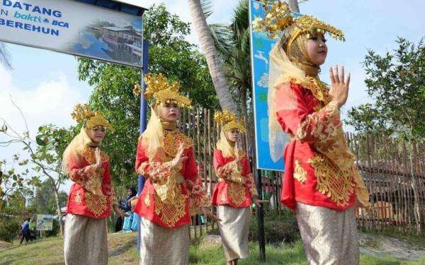 BCA Dorong Desa Wisata Tembus Pasar Lebih Luas BCA Dorong Desa Wisata Tembus Pasar Lebih Luas
