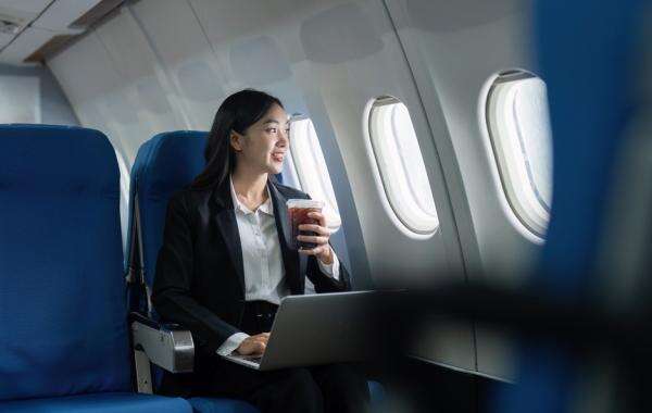 Strategi Tepat Mengelola Pemesanan Tiket Pesawat Perjalanan Bisnis Strategi Tepat Mengelola Pemesanan Tiket Pesawat Perjalanan Bisnis