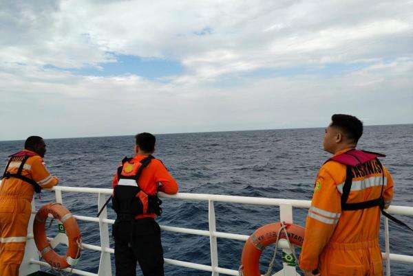 2 Korban KM Nurul Salsa Ditemukan dalam Keadaan Selamat, 18 Orang Masih Hilang 2 Korban KM Nurul Salsa Ditemukan dalam Keadaan Selamat, 18 Orang Masih Hilang