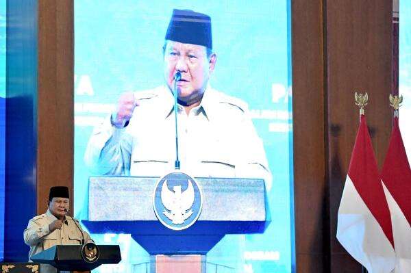 Prabowo: Bila Perlu Anggaran TNI-Polri Dikurangi untuk Hapus Kemiskinan! Prabowo: Bila Perlu Anggaran TNI-Polri Dikurangi untuk Hapus Kemiskinan!