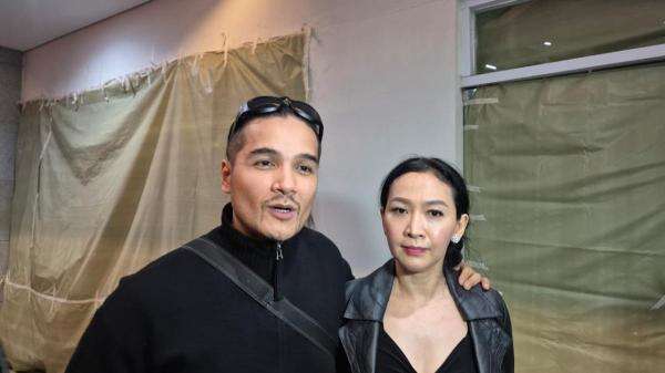 Romy Rafael Ungkap Kondisi Deddy Corbuzier usai Ibundanya Meninggal Dunia Romy Rafael Ungkap Kondisi Deddy Corbuzier usai Ibundanya Meninggal Dunia
