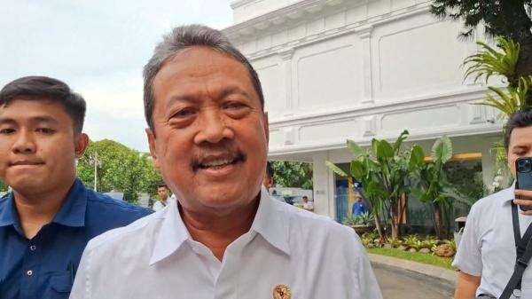 KKP Tetapkan Skema Penyaluran Solar Rp15 Ribu per Liter untuk Kapal Nelayan di Atas 30-200 GT KKP Tetapkan Skema Penyaluran Solar Rp15 Ribu per Liter untuk Kapal Nelayan di Atas 30-200 GT
