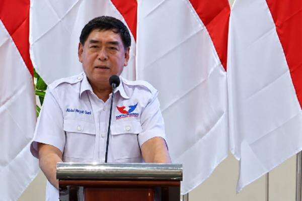 Krisis BBM Lumpuhkan Mobilitas Warga Makassar, Perindo Sulsel Dorong Pemerintah Tuntaskan Masalah Distribusi Krisis BBM Lumpuhkan Mobilitas Warga Makassar, Perindo Sulsel Dorong Pemerintah Tuntaskan Masalah Distribusi