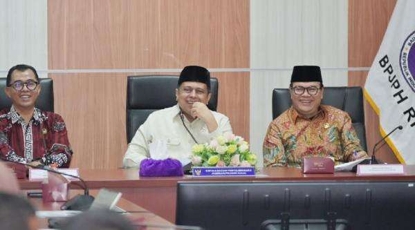 Ombudsman Dukung Wajib Halal Oktober 2026, Tegaskan Pemenuhan Hak Publik Ombudsman Dukung Wajib Halal Oktober 2026, Tegaskan Pemenuhan Hak Publik