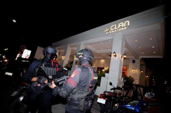 Polisi Maraton Geledah 12 Lokasi Terkait Korupsi Batu Bara-Asabri, Berikut Daftarnya Polisi Maraton Geledah 12 Lokasi Terkait Korupsi Batu Bara-Asabri, Berikut Daftarnya