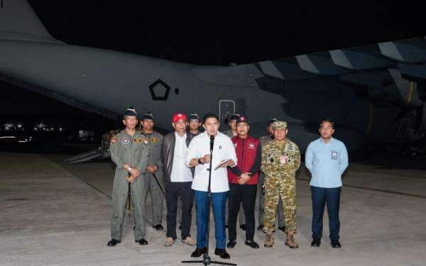 Prabowo Instruksikan Kirim Bantuan 65 Ton ke Lokasi Bencana NTT Prabowo Instruksikan Kirim Bantuan 65 Ton ke Lokasi Bencana NTT