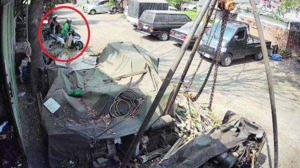 Polisi Ungkap Motif Dendam di Balik Pencurian Motor di Gudang Zeni Tempur TNI AD Surabaya Polisi Ungkap Motif Dendam di Balik Pencurian Motor di Gudang Zeni Tempur TNI AD Surabaya