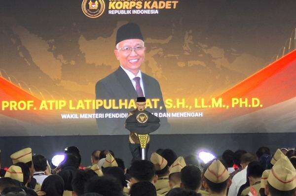 Prabowo Gelar Rapat Bahas Sekolah Negeri-PTN Gratis, Sejumlah Menteri Merapat ke Istana Prabowo Gelar Rapat Bahas Sekolah Negeri-PTN Gratis, Sejumlah Menteri Merapat ke Istana