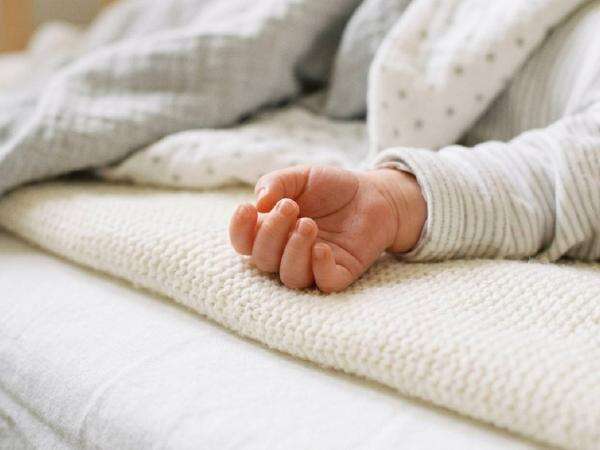 Heboh Bayi 24 Hari Meninggal Diduga Diberi Telur Mentah, IDAI Jatim Ungkap Faktanya Heboh Bayi 24 Hari Meninggal Diduga Diberi Telur Mentah, IDAI Jatim Ungkap Faktanya