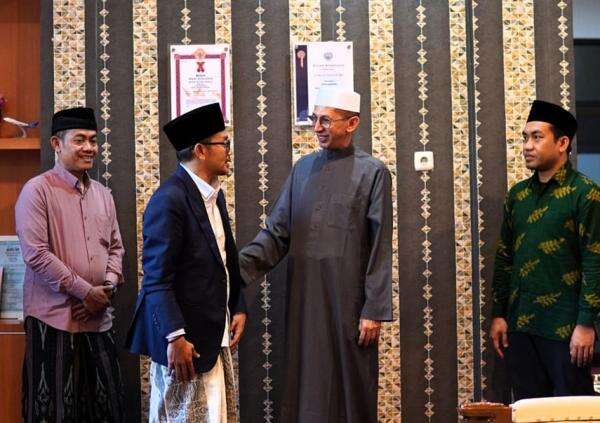 Cucu Pendiri NU Sebut Kerukunan Umat Beragama di Sulteng Sangat Tinggi Cucu Pendiri NU Sebut Kerukunan Umat Beragama di Sulteng Sangat Tinggi