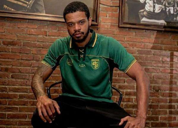 Berstatus Pemain Baru, Alex Martins Nikmati Proses Adaptasi di Persebaya Surabaya Berstatus Pemain Baru, Alex Martins Nikmati Proses Adaptasi di Persebaya Surabaya