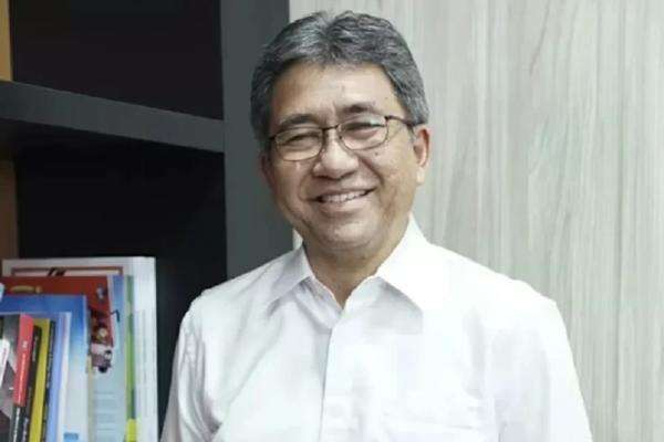 Mencermati Wacana Tinggal Kelas Mencermati Wacana Tinggal Kelas