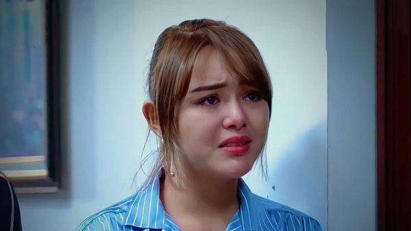 Amanda Manopo Bongkar Reaksi Tak Terduga Kenny Austin saat Persalinan, Malah Ketawa Kencang Amanda Manopo Bongkar Reaksi Tak Terduga Kenny Austin saat Persalinan, Malah Ketawa Kencang