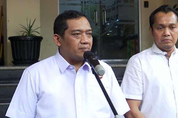 Polda Metro Ambil Alih Kasus Kematian Sutrimo dari Bareskrim dan Polres Banyumas Polda Metro Ambil Alih Kasus Kematian Sutrimo dari Bareskrim dan Polres Banyumas