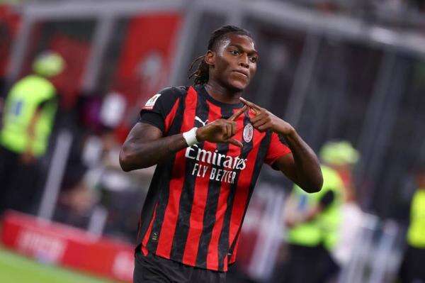 Rafael Leao Ditawarkan ke AS Roma, AC Milan Turunkan Harga Drastis Rafael Leao Ditawarkan ke AS Roma, AC Milan Turunkan Harga Drastis