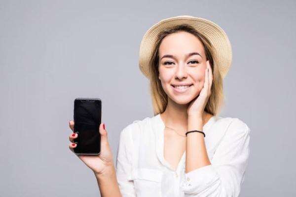Love Scamming: Hati-Hati Love Bombing Berlebihan, Bisa Jadi Tanda Bahaya Love Scamming: Hati-Hati Love Bombing Berlebihan, Bisa Jadi Tanda Bahaya