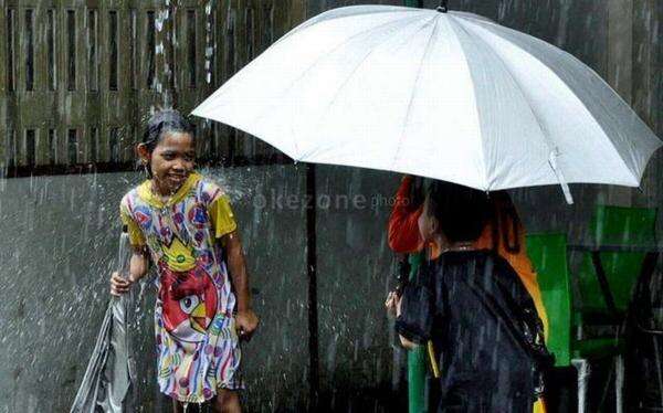 Ramalan Cuaca, Mayoritas Wilayah Jabodetabek Bakal Diguyur Hujan Hari Ini Ramalan Cuaca, Mayoritas Wilayah Jabodetabek Bakal Diguyur Hujan Hari Ini