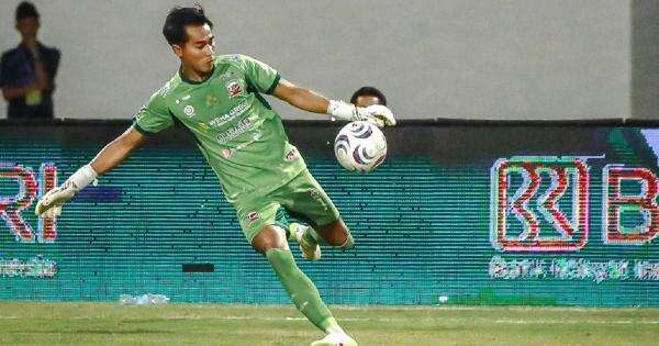 Gemilang Lawan Persib, Angga Saputro Umbar Janji Jelang Laga Persebaya Surabaya vs Madura United! Gemilang Lawan Persib, Angga Saputro Umbar Janji Jelang Laga Persebaya Surabaya vs Madura United!