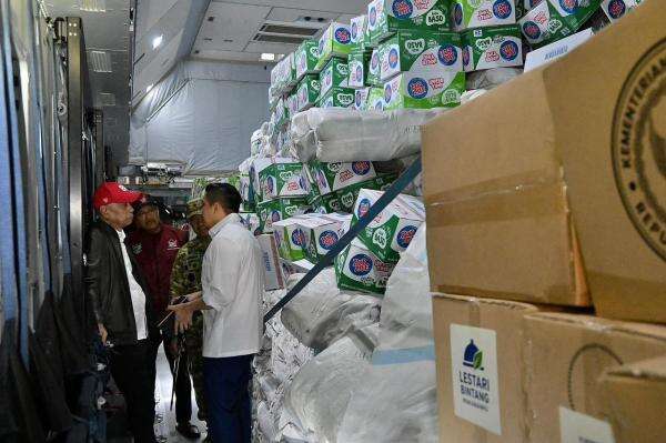 Seskab: 253 Ton Logistik Sudah Terkirim ke NTT hingga Hari Kelima Seskab: 253 Ton Logistik Sudah Terkirim ke NTT hingga Hari Kelima