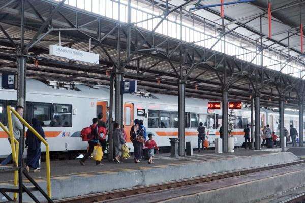 26 Ribu Penumpang Tiba di Daop 4 Semarang, Tertinggi Selama Masa Nataru 26 Ribu Penumpang Tiba di Daop 4 Semarang, Tertinggi Selama Masa Nataru